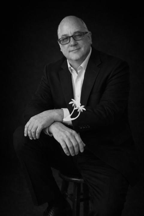 Island of One Speaker Graphics